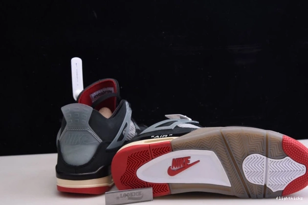 4 Off Bred White Air x Retro Jordan CV9388-001 1007